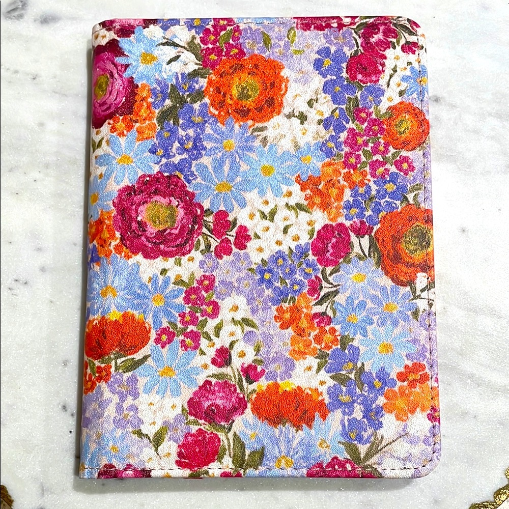 Elyse Breanne Design Kindle Case